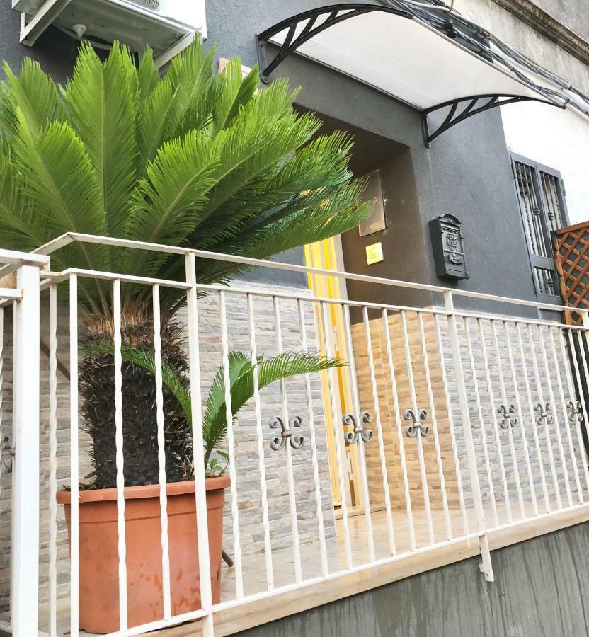カターニアGiader'S House - Free Parkingアパートメント エクステリア 写真