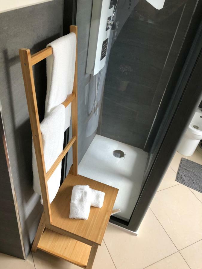 カターニアGiader'S House - Free Parkingアパートメント エクステリア 写真
